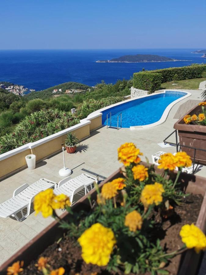 Villa Lux Budva