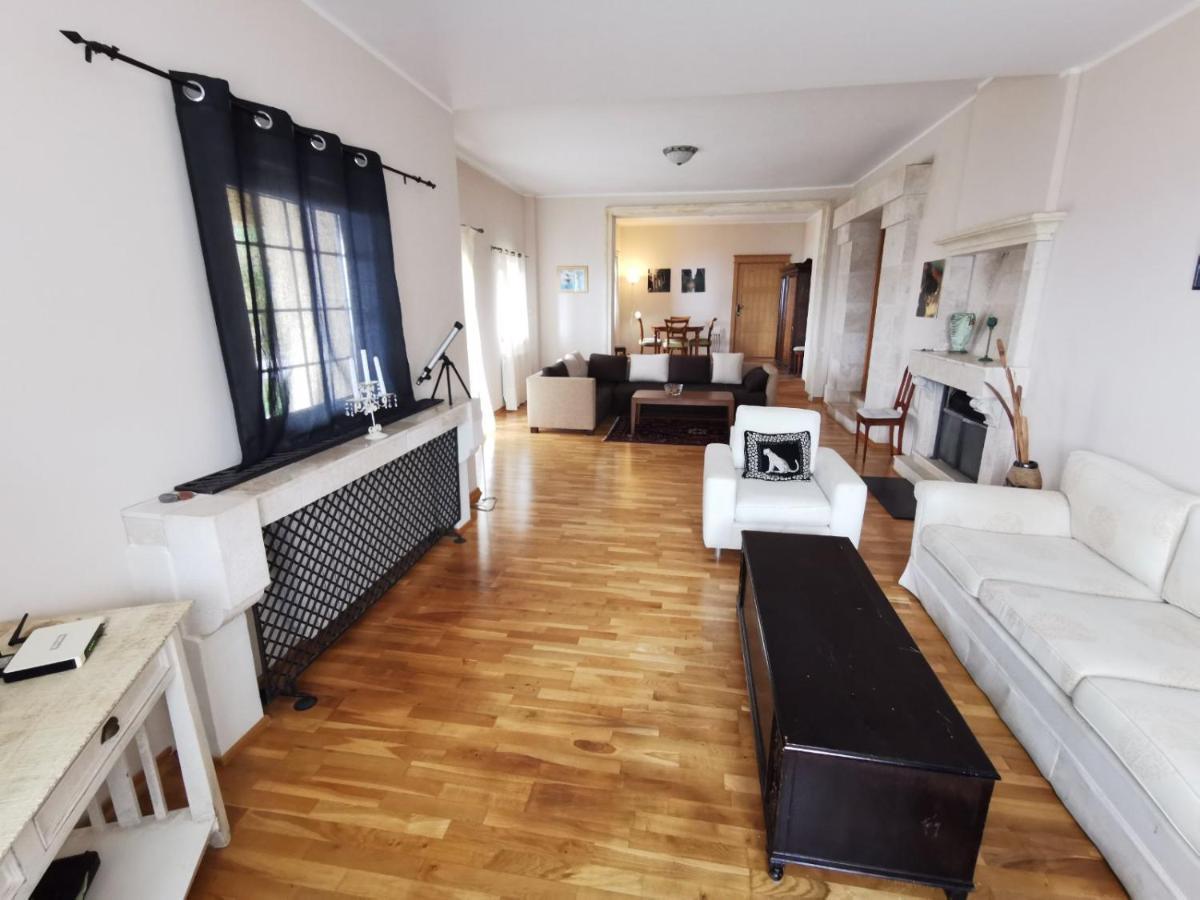 Villa Lux *