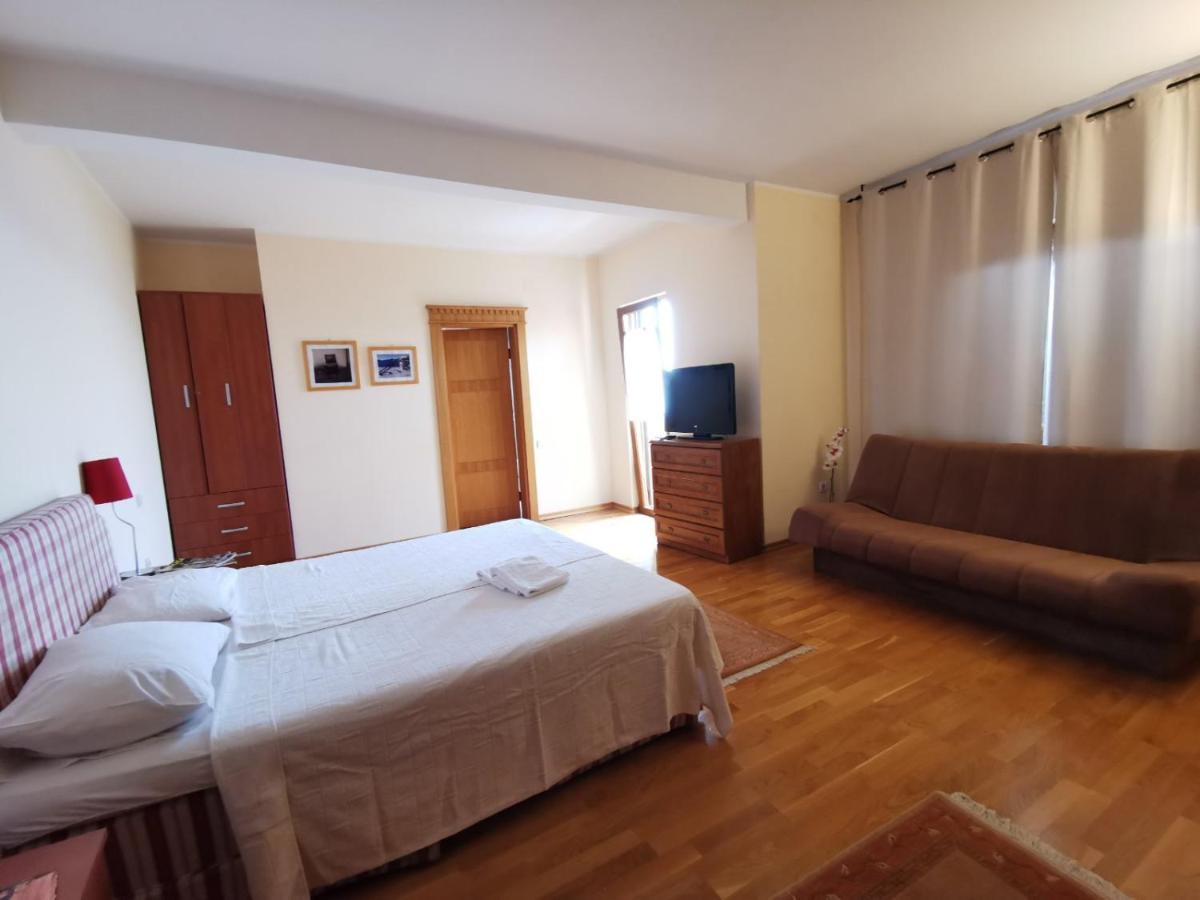 Villa Lux *