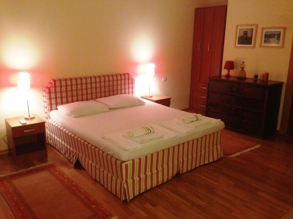 Lux * Budva
